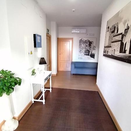 Hostal Hernan Cortes Caces Exterior foto
